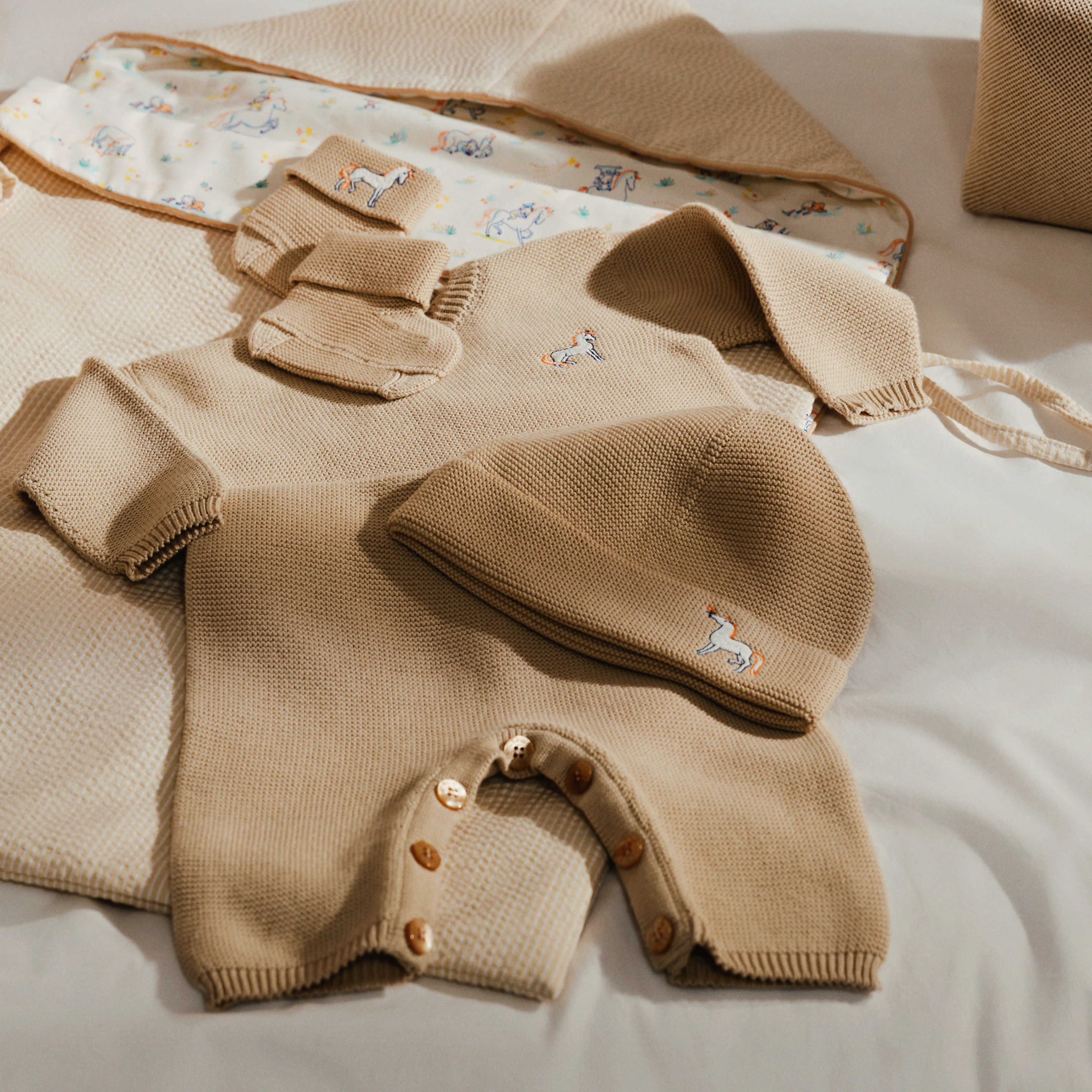 Hermes Baby Jumpsuit Newborn Gift Set – Cabriole